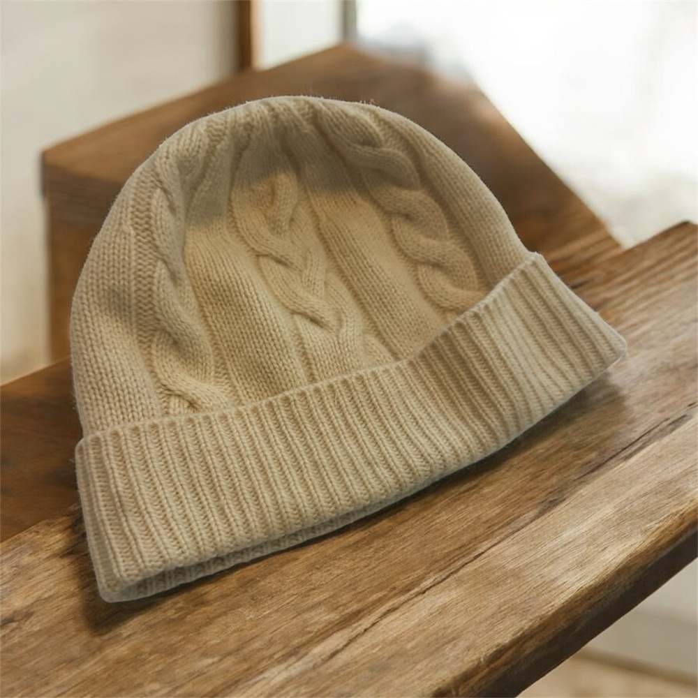 Cashmere Cable Knit Cream Beanie
